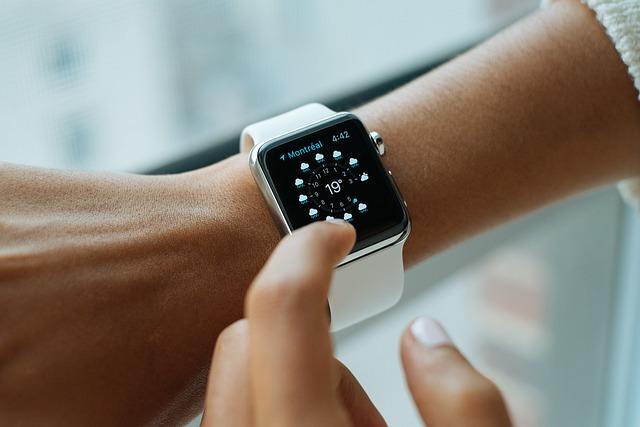 Top Wearables for Siri Users: Seamless Integration and Usability