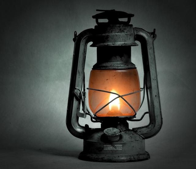 Unpacking the Science Behind the Glow:⁣ What Makes It Stand Out