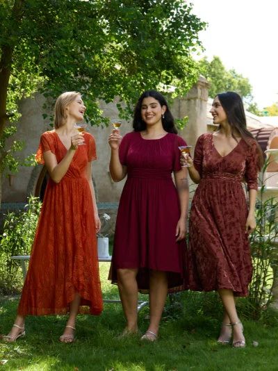 Complete bridal party in Ever Pretty dresses